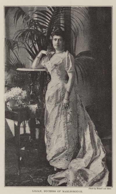 Lilian, duquesa de Marlborough de English Photographer
