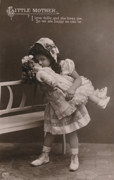 Pequena mãe de English Photographer
