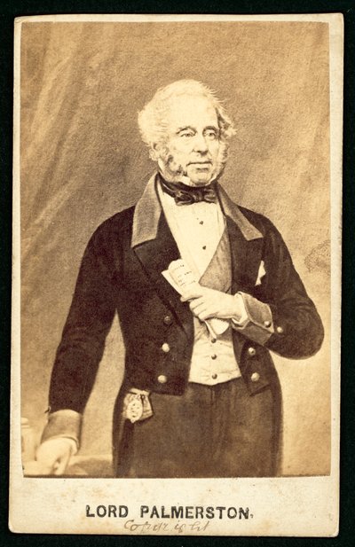 Lord Palmerston (fotografia a preto e branco) de English Photographer