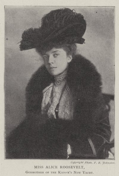 Senhorita Alice Roosevelt, madrinha do novo iate Kaisers de English Photographer