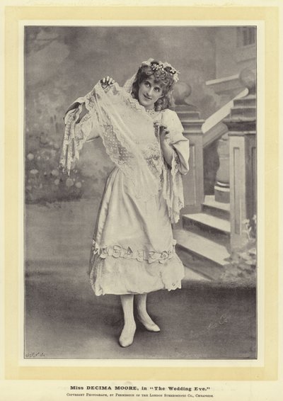 Miss Decima Moore, na véspera do casamento de English Photographer