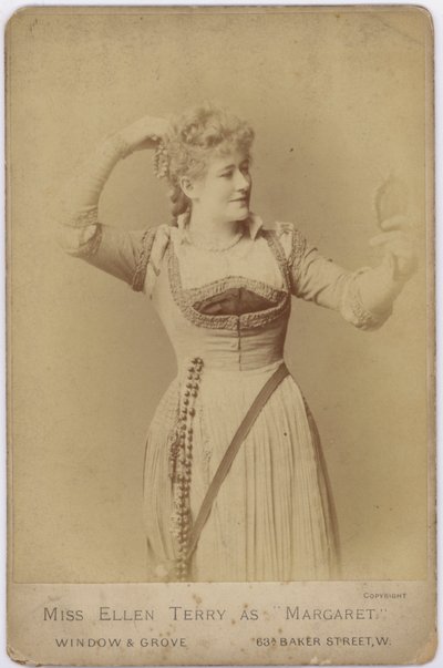 Miss Ellen Terry como Margaret (fotografia a preto e branco) de English Photographer