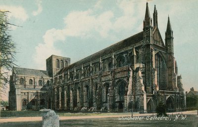 Vista noroeste da Catedral de Winchester. Postal enviado em 1913. de English Photographer
