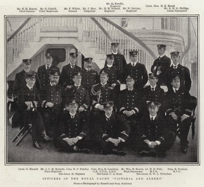 Oficiais do Royal Yacht Victoria e Albert de English Photographer