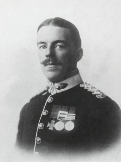 Retrato do capitão Herbert Augustine Carter VC, 1903 de English Photographer
