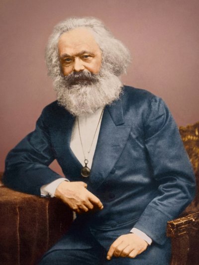 Retrato de Karl Marx num fato azul (foto) de English Photographer