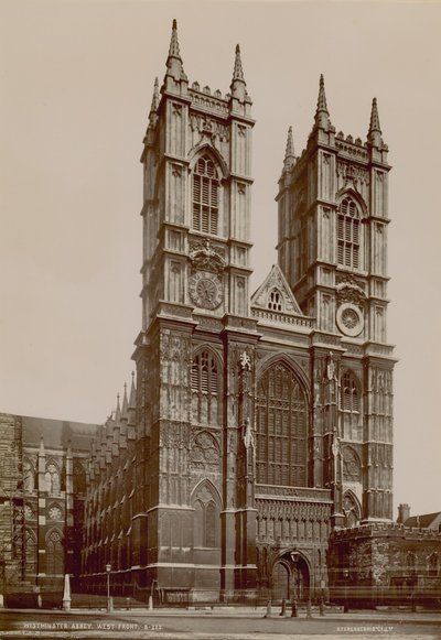 Cartão postal com uma imagem da frente oeste da Abadia de Westminster de English Photographer