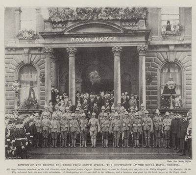 Retorno dos engenheiros de Bristol da África do Sul, o Contingente no Royal Hotel, Bristol de English Photographer