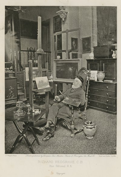 Richard Redgrave no seu Hyde Park Gate Studio de English Photographer