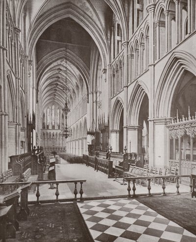 Southwark Cathedral, the Choir e Nave, olhando para o oeste de English Photographer