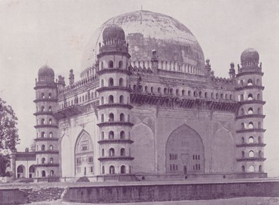 Túmulo do Sultão Muhammads, Bijapur de English Photographer