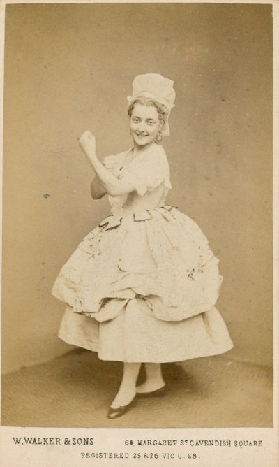 Susan Galton, atriz de English Photographer