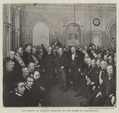 O Bispo de Lincoln admitiu na Ordem de Oddfellows de English Photographer