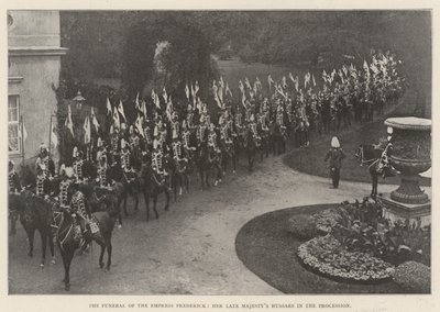O Funeral da Imperatriz Frederico, sua falecida Majestade Hussardos na Procissão de English Photographer