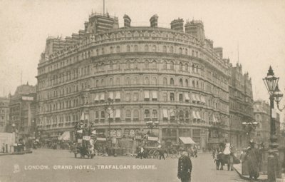 O Grand Hotel, Trafalgar Square, Londres de English Photographer
