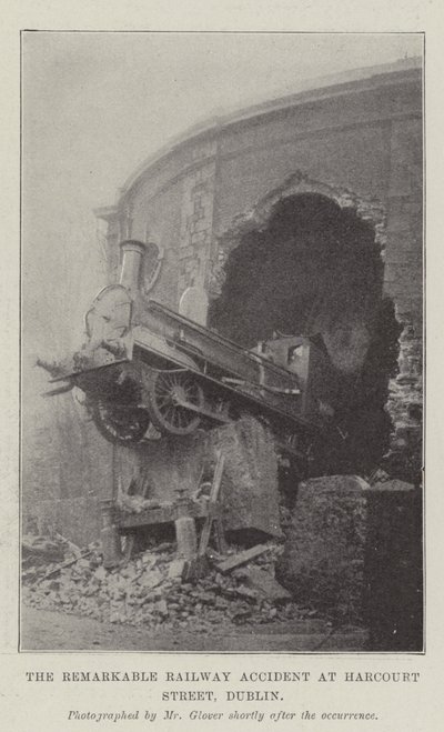O acidente ferroviário notável na Harcourt Street, Dublin de English Photographer