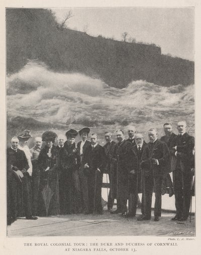 O Royal Colonial Tour, o Duque e a Duquesa da Cornualha em Niagara Falls, 13 de outubro de English Photographer
