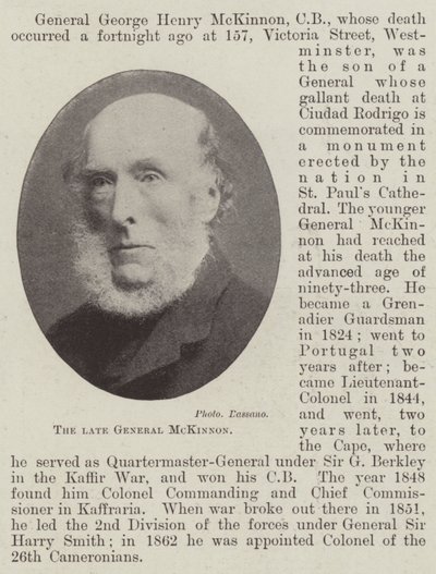 O falecido General McKinnon de English Photographer