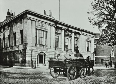 Casa da Trindade, Praça da Trindade, Cidade de Londres, 1890 de English Photographer