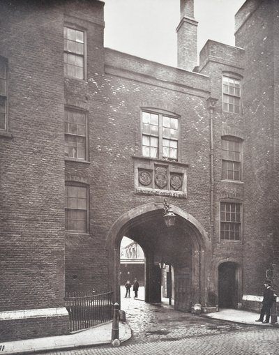 Vista do Lincolns Inn Gateway, Londres, 1876 de English Photographer