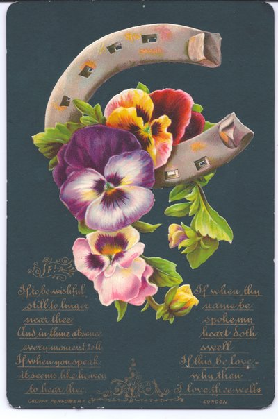 Um cartão vitoriano de boa sorte com uma ferradura e amores-perfeitos, c.1880 de English School