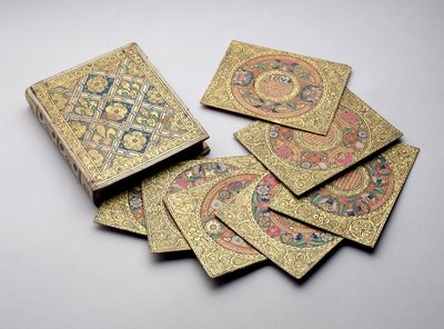 Um conjunto de valetadeiras e sua caixa, meados do século XVI de English School