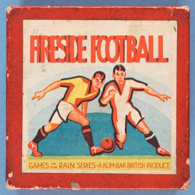 Jogo de futebol da lareira (papelão) de English School