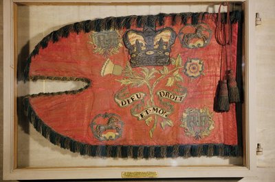 Guidão dos 21 Dragões da Luz do Marquês de Granby, c.1760 (seda) de English School