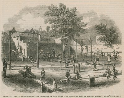 Ginásio e recreio das crianças da Sociedade Colonial e Infantil Colonial de English School