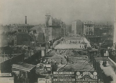 Viaduto de Holborn em construção em 1869 de English School