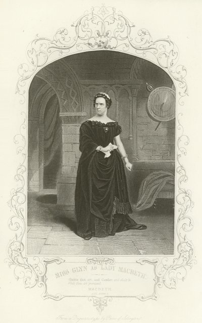 Miss Glynn como Lady Macbeth de English School