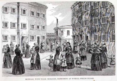 Mães com seus filhos exercitando-se na prisão de Tothill Fields, de "The Criminal Prisons of London and Scenes of Prison Life" de Henry Mayhew (1812-87) e John Binny de English School