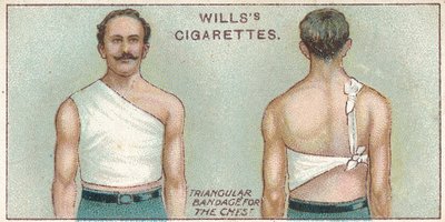 Atadura Triangular para o Peito, no. 37 da série de primeiros socorros de cartões Willss Cigarettes, 1913 de English School