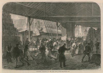 Descarregando tea-shops nas docas do leste da Índia de English School