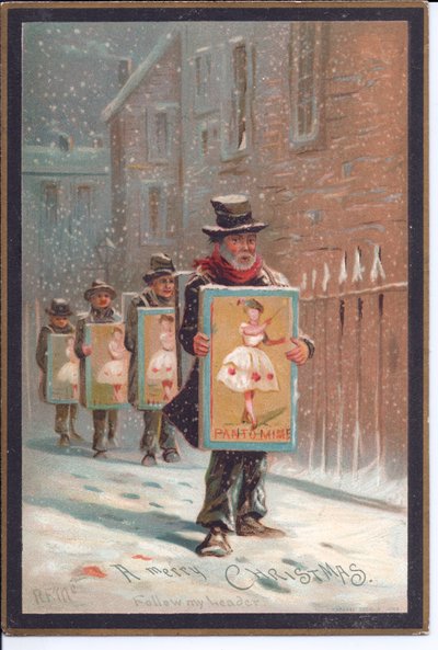Cartão de Natal vitoriano de quatro homens caminhando na neve carregando pranchas publicitando uma pantomima, c.1880 (cor litho) de English School