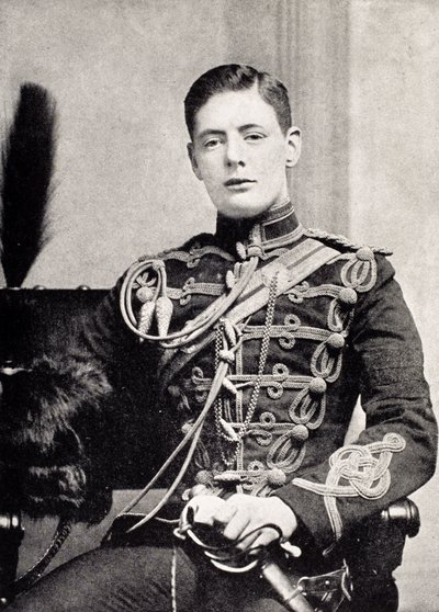 Winston Churchill como segundo tenente dos Hussardos da 4ª Rainha, de &39;A Roving Commission de Winston S. Churchill&39;, publicado pela Scribner&39;s, 1930 de English School