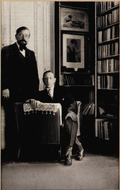 Retrato de Igor Stravinsky e Claude Debussy na época dos Balés Diaghilev "Jeux" e "O Rito da Primavera", Paris, 1912-13 de Erik Satie