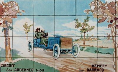 Hemery conduzindo um automóvel Darracq no Circuito das Ardenas de 1905: azulejos de cerâmica fabricados por Gilardoni Fils et Cie de Paris, segundo um desenho de Ernest Montaut (1878-1909) de Ernest Montaut