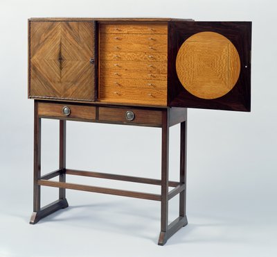 Gabinete, c.1902 (pau-rosa com ébano de macassar e lâminas de madeira de cetim) (ver também 283.796) de Ernest William Gimson