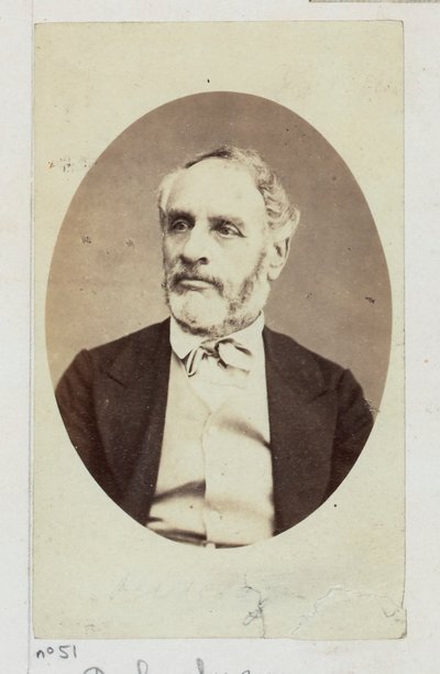 Delescluze Louis Charles (1809-1871). Jornalista, sofreu várias condenações, multas e prisões em Caiena, pelas suas ideias democráticas e sociais revolucionárias (1830). Eleito para o Conselho da Comuna, membro do Comité de... de Etienne Carjat