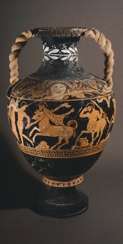 Ânfora do Pintor do Centauromachy. Cerâmica de algarismos vermelhos de Porano (Úmbria). Civilização Etrusca. Século IV AC. de Etruscan