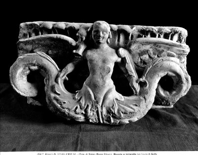 Calço com a figura de Scilla (terracota) de Etruscan