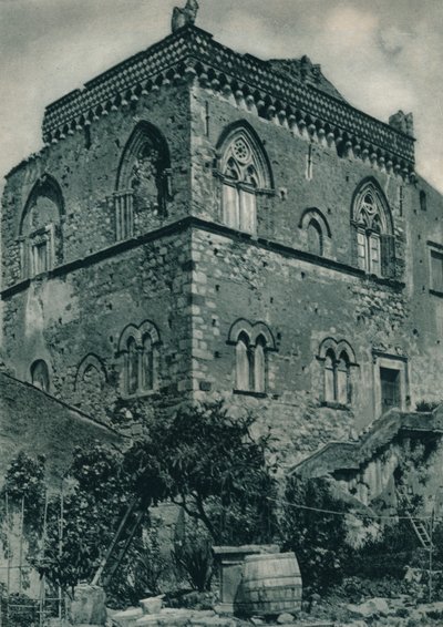Casa desde a época do regime islâmico, Taormina, Sicília, Itália, 1927 de Eugen Poppel