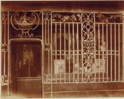 Pela graça de Deus de Eugène Atget