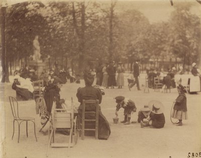 Mulheres e crianças nos Jardins do Luxemburgo de Eugène Atget