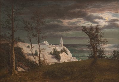 O "Summer Spire" nos penhascos de giz da ilha Møn. Luar de F. Sødring
