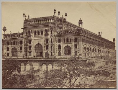 Exterior de Asaf-ud-Daula Imambara, ou Tumba de Felice A. Beato