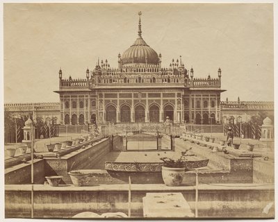 O Hoseinabad Emambara e o Túmulo de Mahomed Ally Khan de Felice A. Beato
