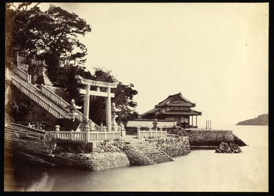Entrada do Templo de Kami-Hamayou, em Shimonoseki de Felice Beato