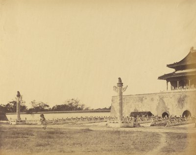 Entrada para o Palácio de Inverno, Pequim, outubro de 1860 de Felice Beato